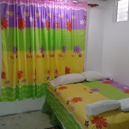 Hostel Quintonido ハラバコア エクステリア 写真