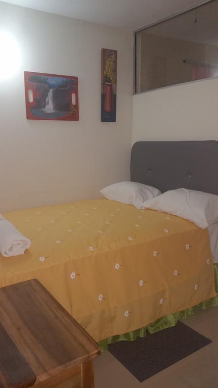Hostel Quintonido ハラバコア エクステリア 写真