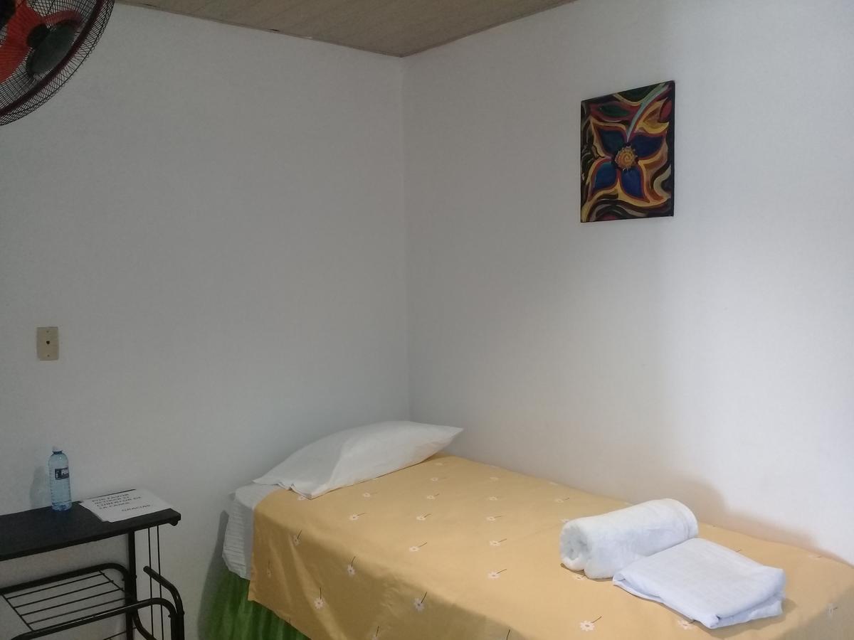 Hostel Quintonido ハラバコア エクステリア 写真